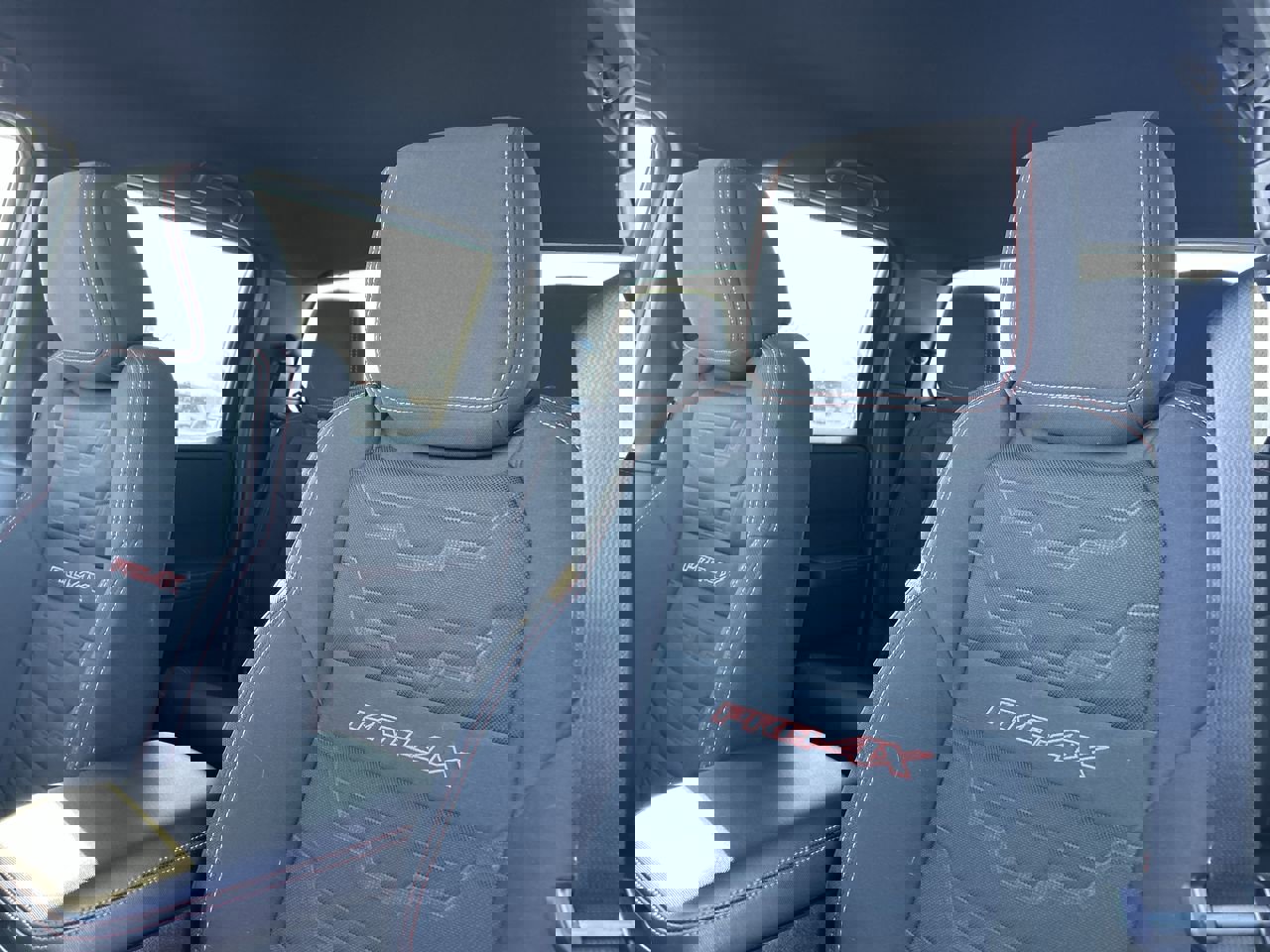 Used 2024 Nissan Frontier PRO-4X w/ Off-Road Protection Package image 22