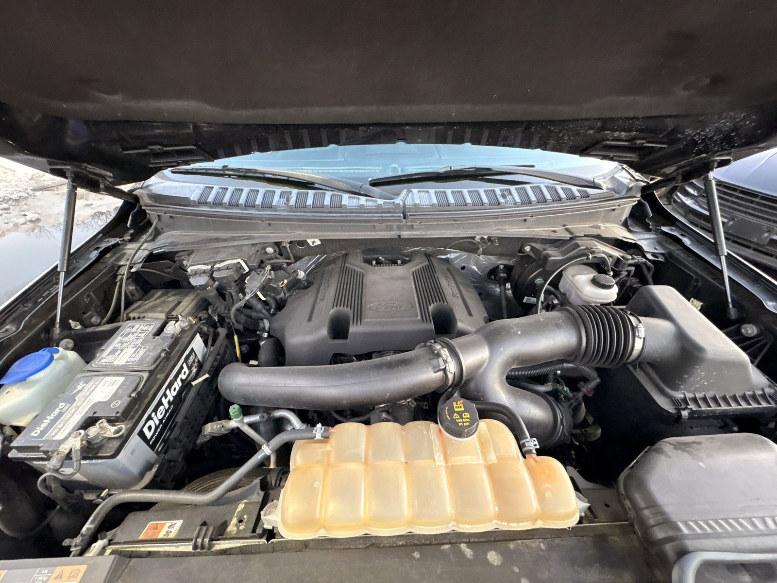 Used 2018 Ford Expedition Max Limited image 34