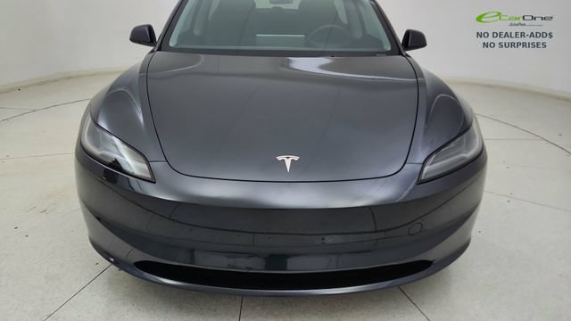 Used 2025 Tesla Model 3 Long Range AWD/4WD image 9