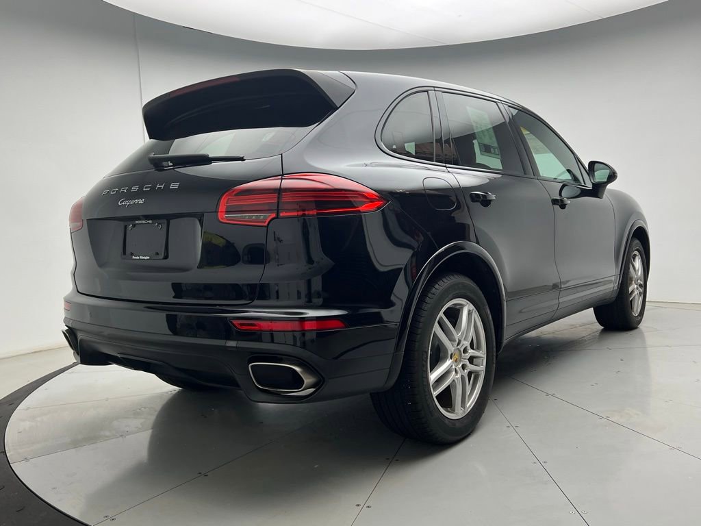 Certified 2018 Porsche Cayenne Platinum Edition image 23