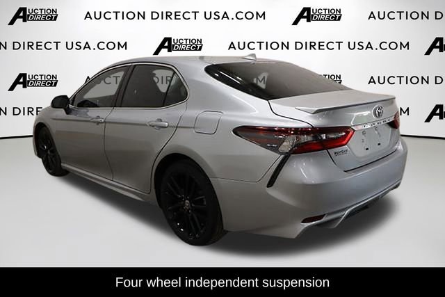 Used 2022 Toyota Camry SE image 5