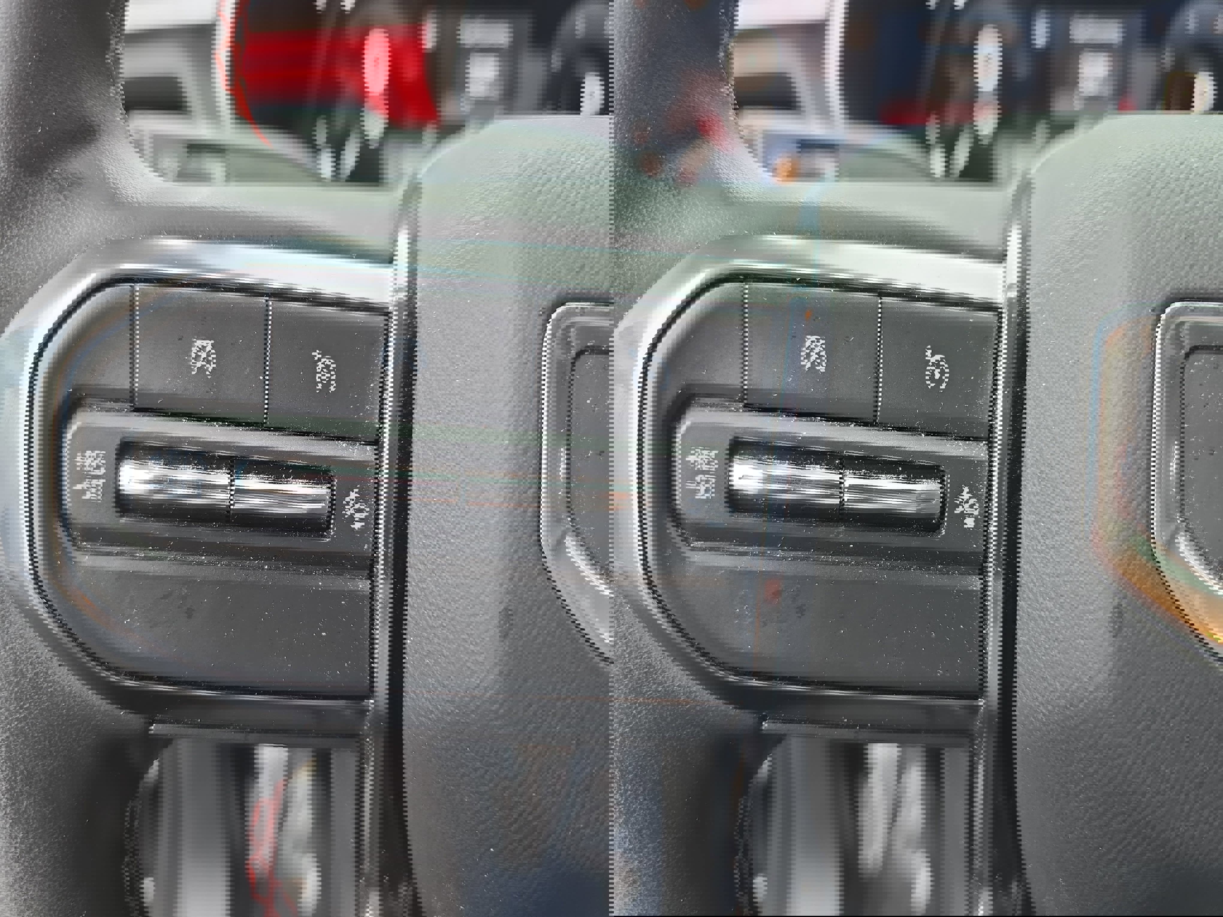 Used 2024 GMC Canyon AT4X image 16