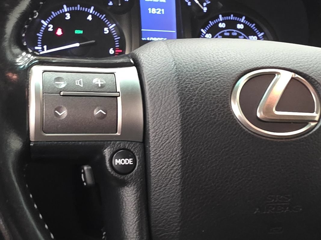 Used 2018 Lexus GX 460 Premium w/ Premium Package AWD/4WD image 22