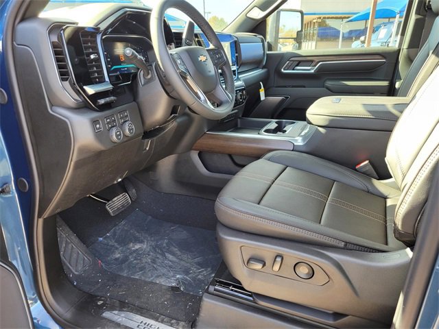 New 2026 Chevrolet Silverado 3500 High Country w/ Technology Package image 10