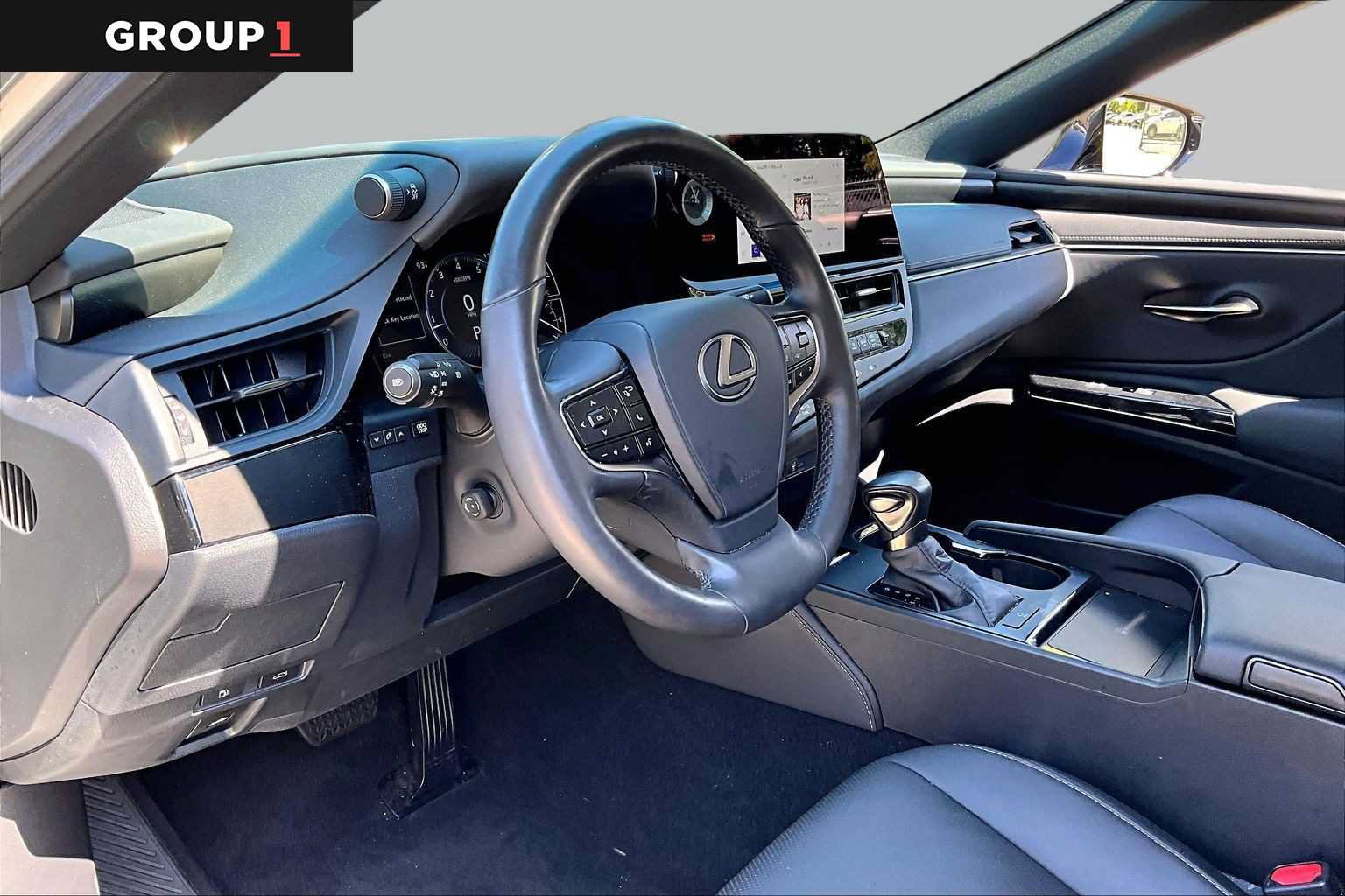 Certified 2025 Lexus ES 350 w/ Premium Package FWD image 15