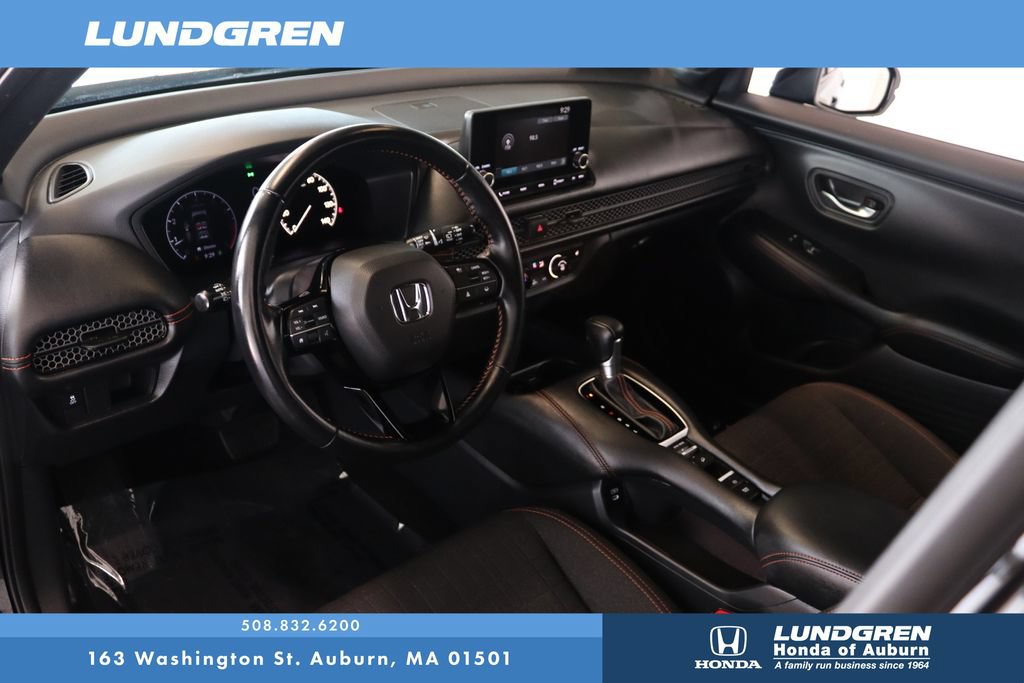 Used 2025 Honda HR-V Sport image 8