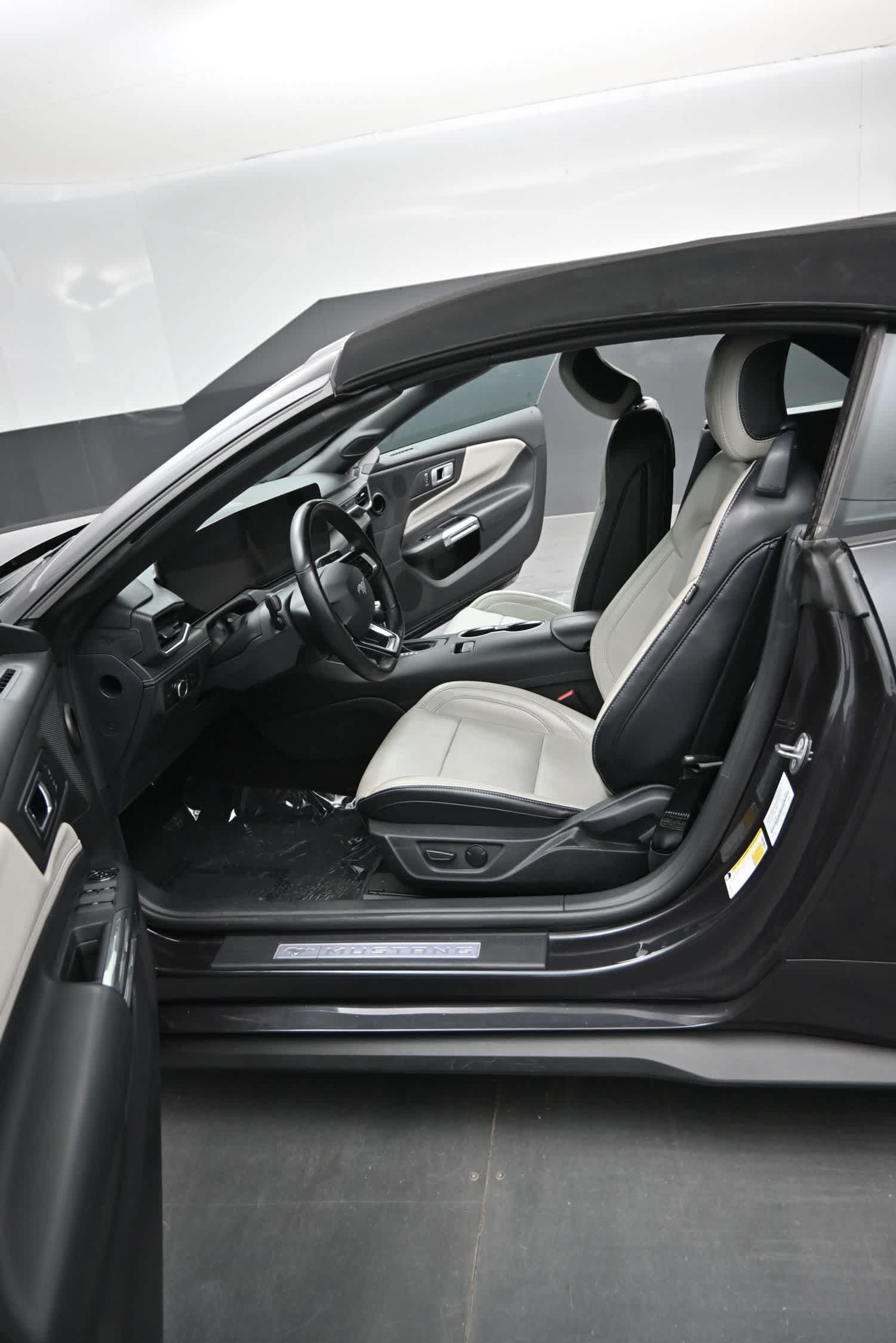 Used 2024 Ford Mustang Premium RWD image 15