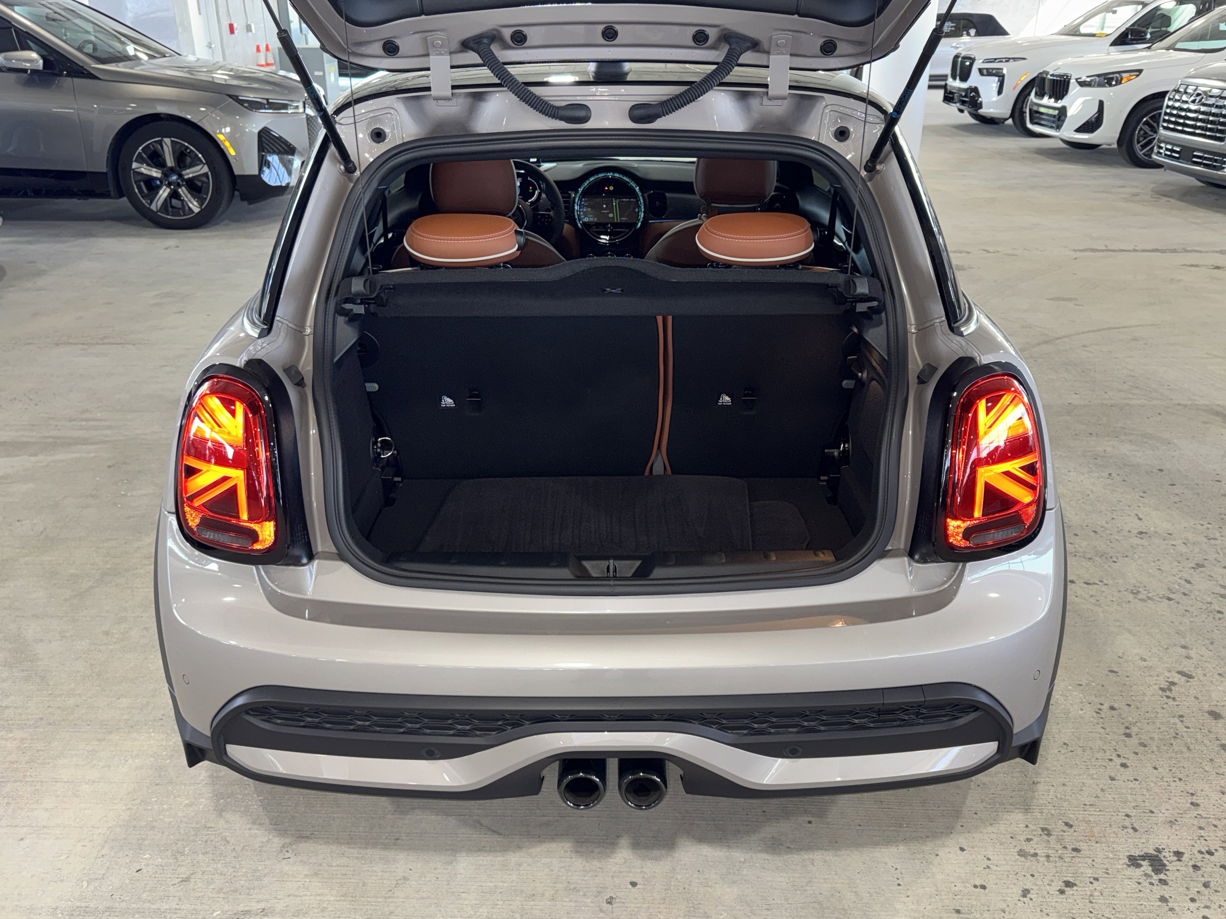 Used 2024 MINI Cooper S FWD image 12