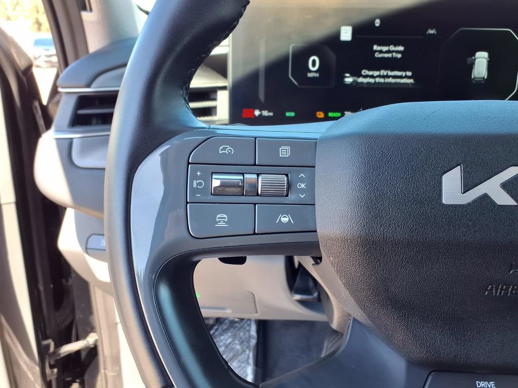 Certified 2024 Kia EV9 Light RWD image 14