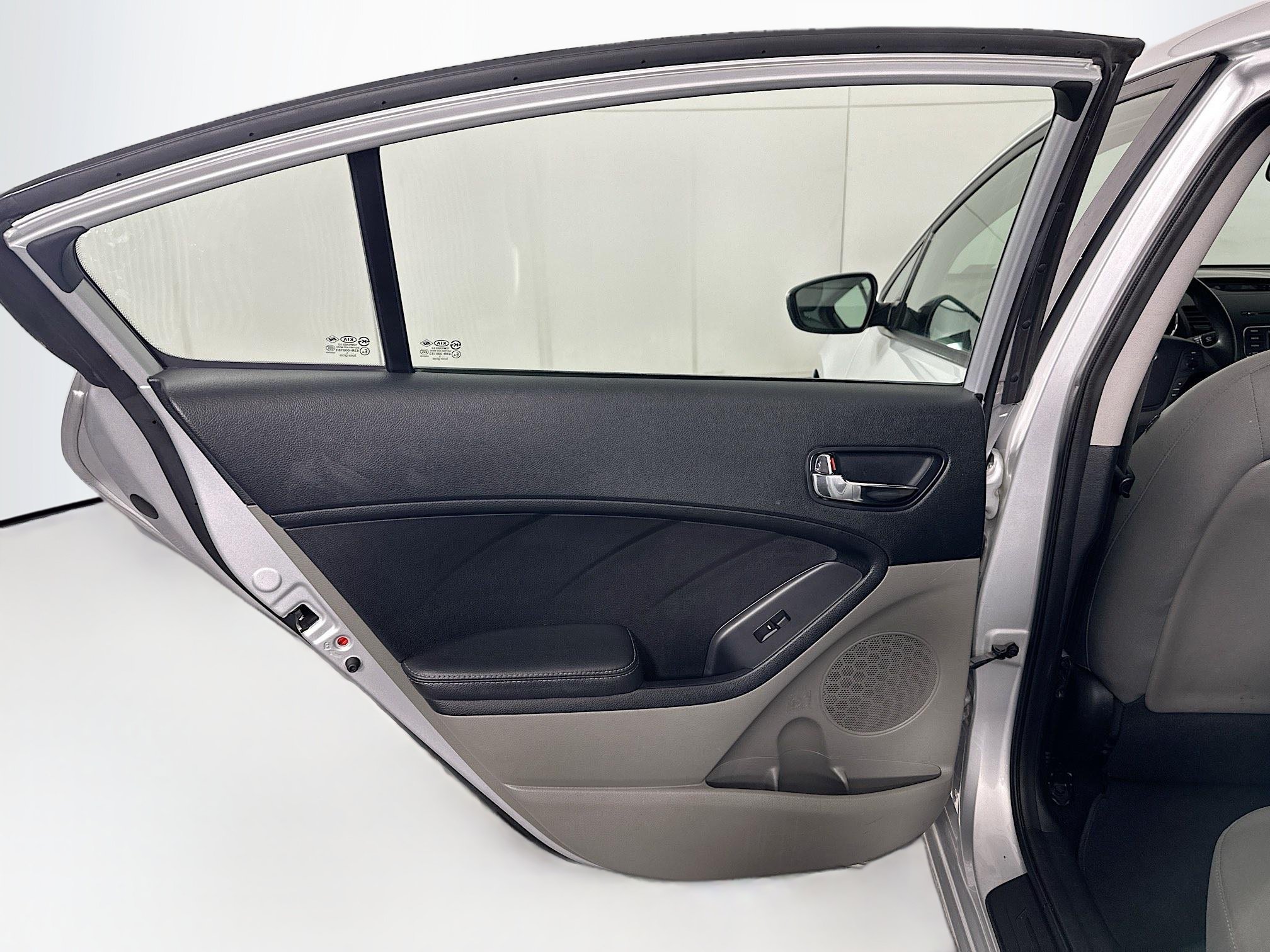 Used 2016 Kia Forte LX FWD image 23