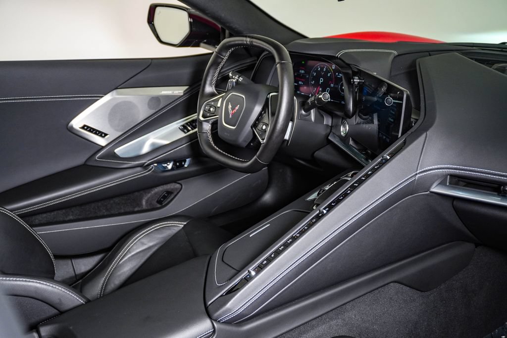 Used 2021 Chevrolet Corvette Stingray Preferred Cpe w/ Z51 Performance Package RWD image 16