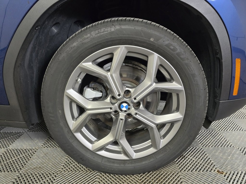 Used 2022 BMW X3 xDrive30i w/ Premium Package 2 image 2