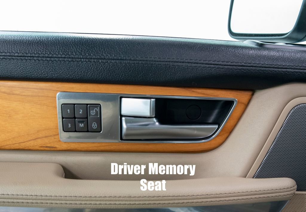 Used 2011 Land Rover Range Rover Sport HSE image 7