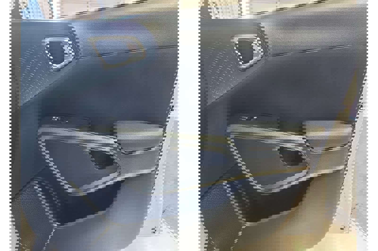 Used 2025 Kia Soul EX image 14