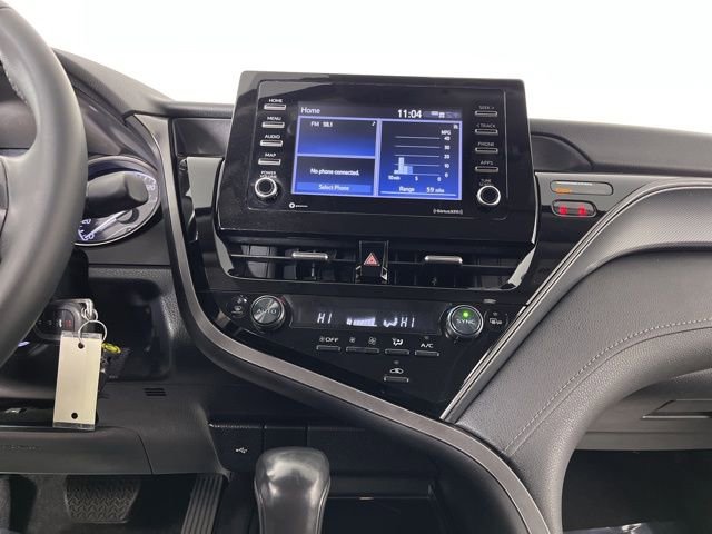 Used 2023 Toyota Camry SE image 25