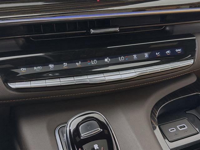 Used 2023 Cadillac Escalade ESV Sport w/ Touring Package RWD image 18