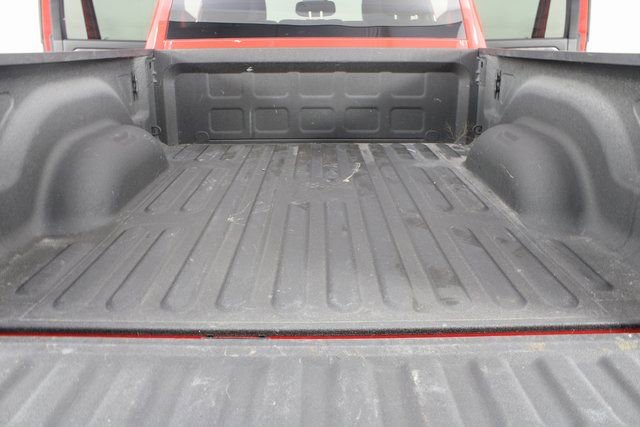 Used 2024 RAM 2500 Big Horn w/ Sport Appearance Package image 18