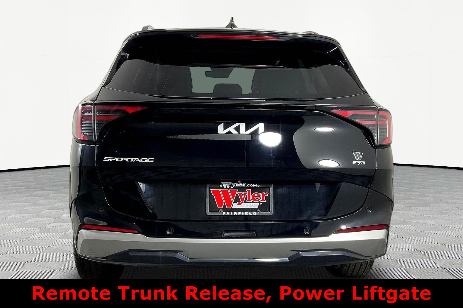 Certified 2026 Kia Sportage SX AWD/4WD image 5