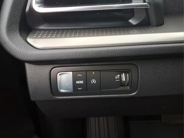 Used 2026 Chevrolet Traverse LT w/ Driver Confidence Package FWD image 19