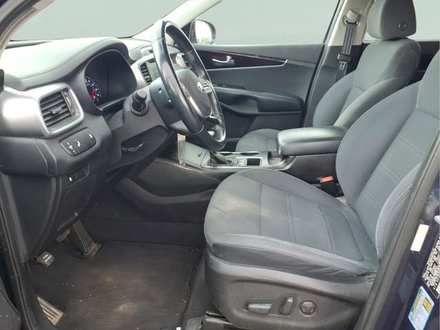 Used 2019 Kia Sorento LX w/ LX Convenience Package image 19