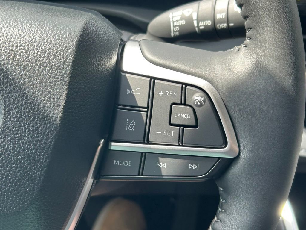 New 2026 Toyota Highlander Platinum AWD/4WD image 47