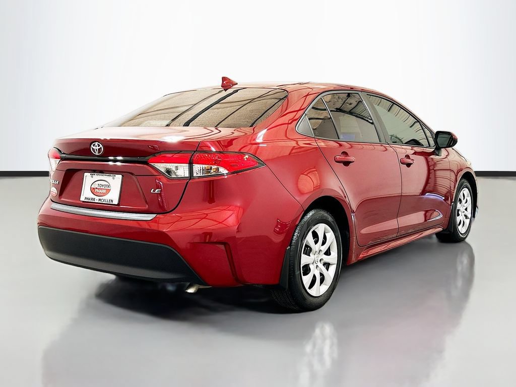 Used 2024 Toyota Corolla LE FWD image 4