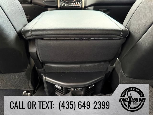 Used 2024 RAM 2500 Laramie w/ Safety Group AWD/4WD image 31
