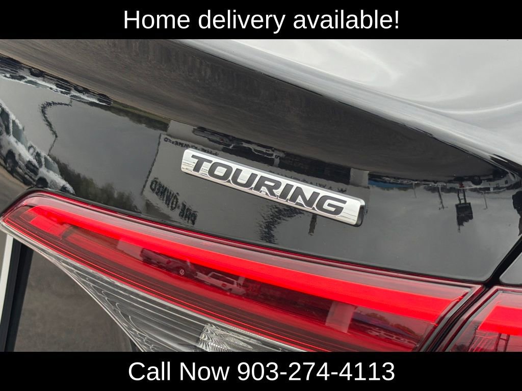 Used 2024 Honda Civic Touring image 9