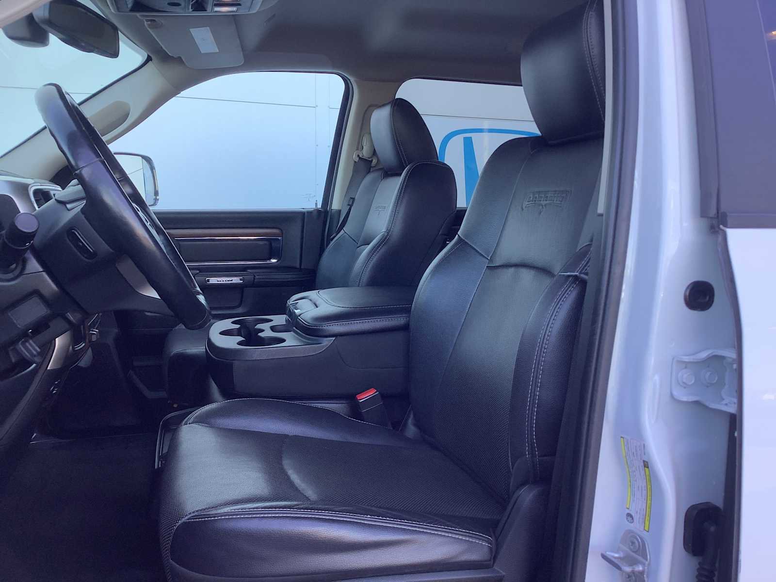 Used 2017 RAM 2500 Laramie w/ Convenience Group AWD/4WD image 11