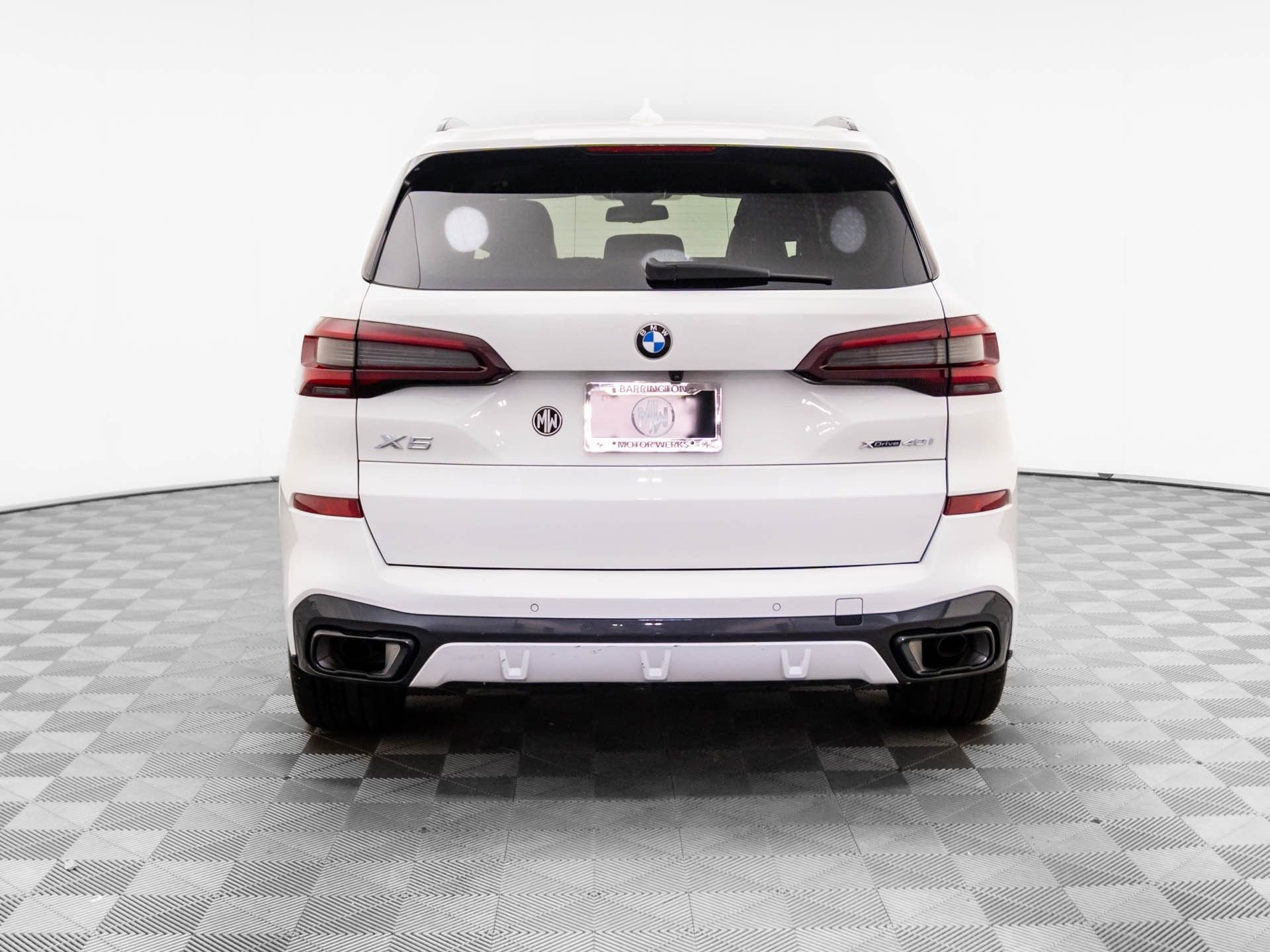 Used 2023 BMW X5 xDrive40i w/ M Sport Package image 4