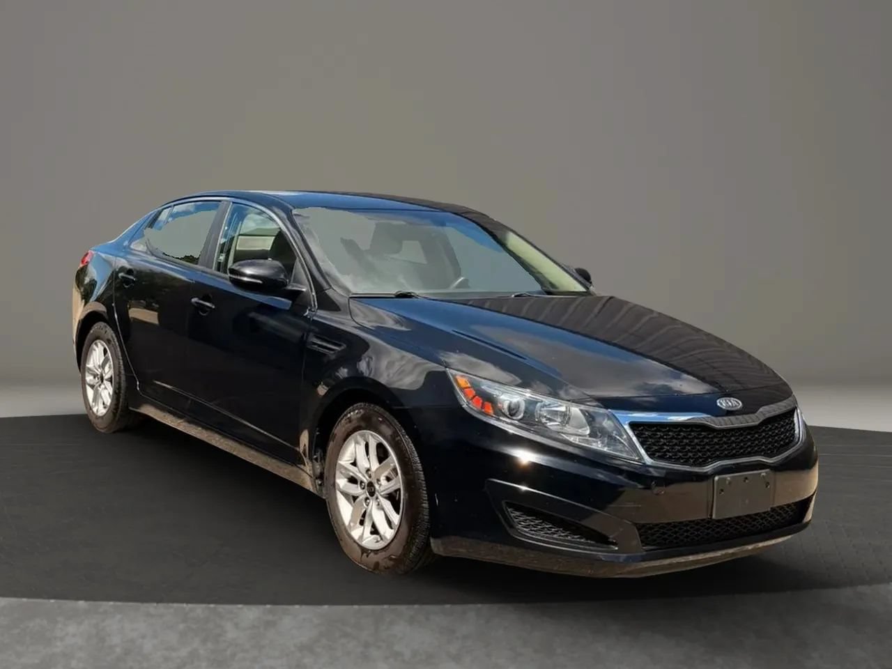 Used 2011 Kia Optima LX FWD image 2