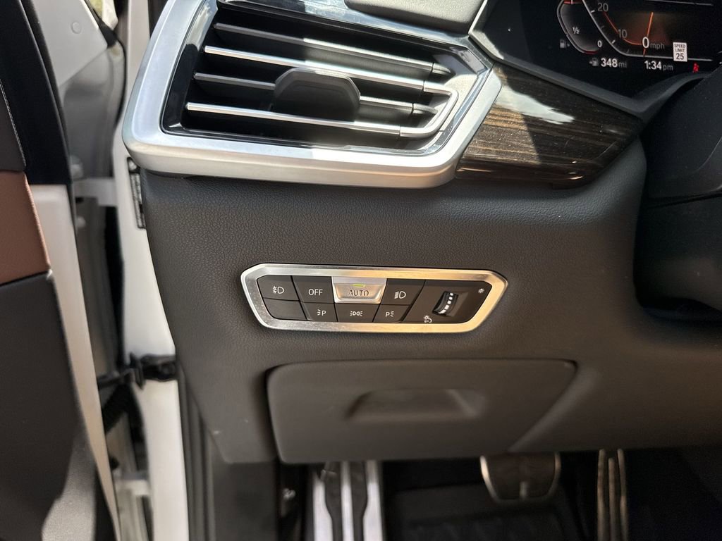 Used 2019 BMW X5 xDrive50i w/ M Sport Package AWD/4WD image 54