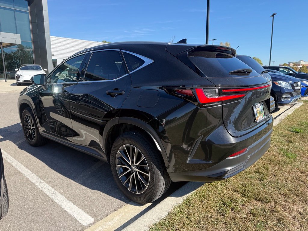 Used 2025 Lexus NX 350 AWD w/ Accessory Package (2T) image 6