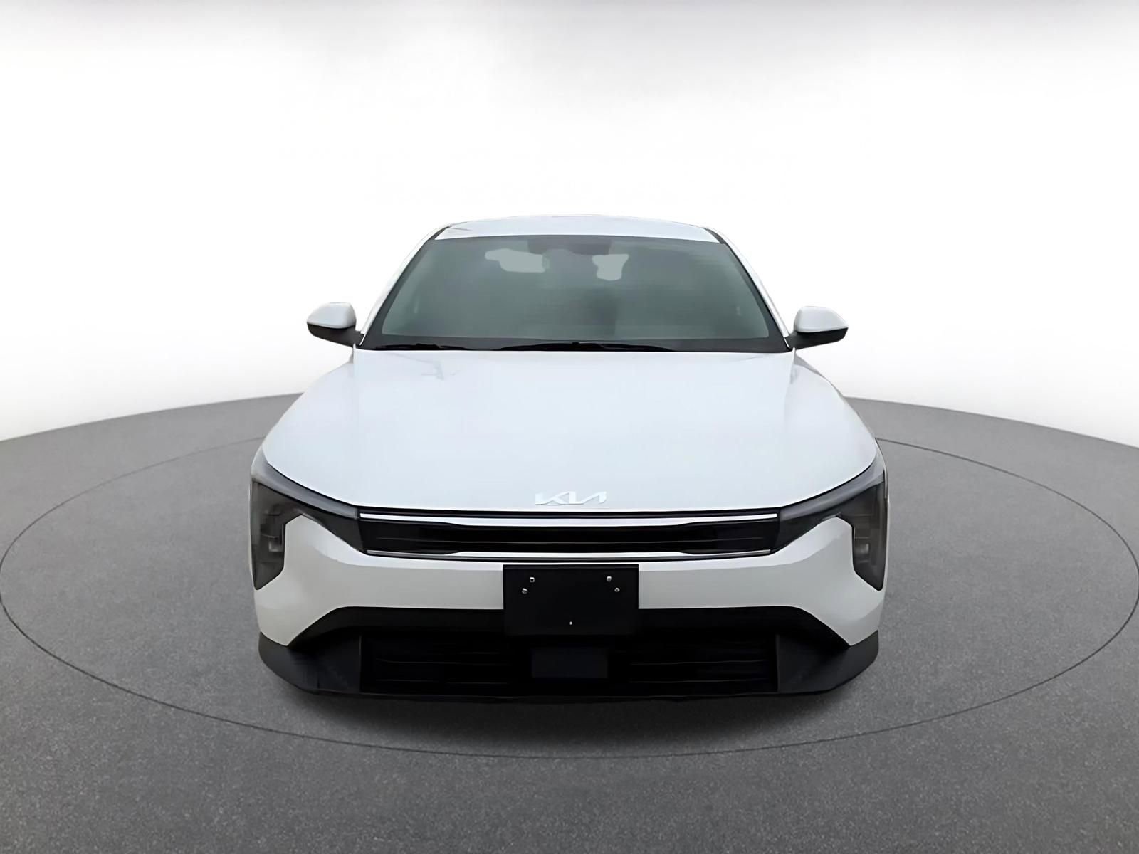 Used 2025 Kia K4 FWD image 4