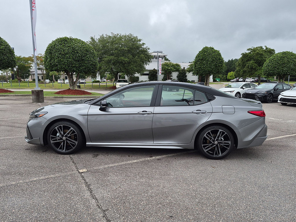 Used 2026 Toyota Camry XSE w/ Premium Plus Package FWD image 6