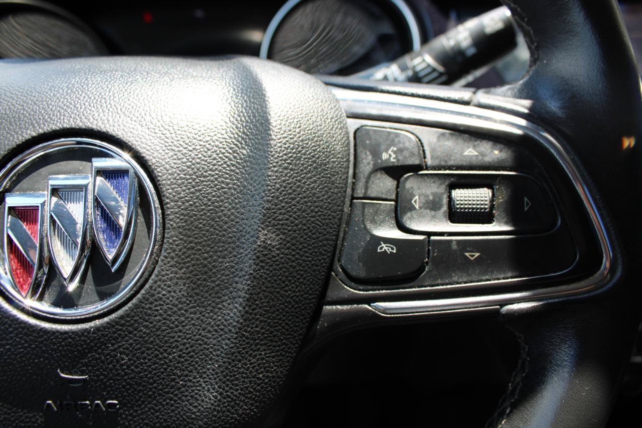 Used 2023 Buick Encore GX Select w/ Safety Package II FWD image 19