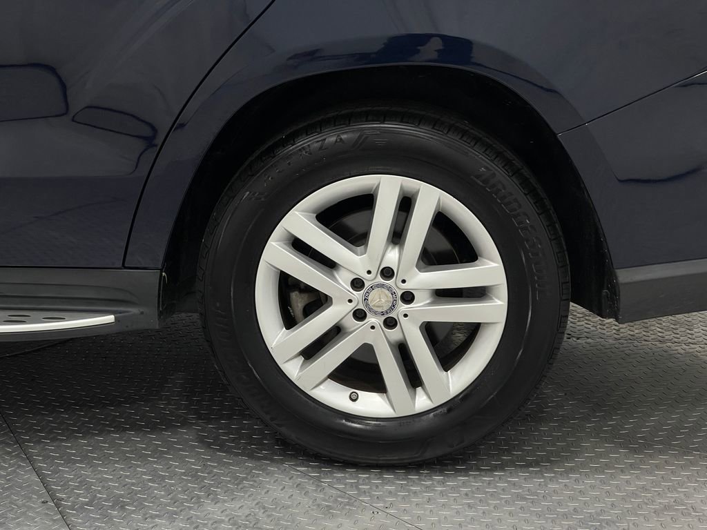 Used 2016 Mercedes-Benz GL 450 4MATIC image 36