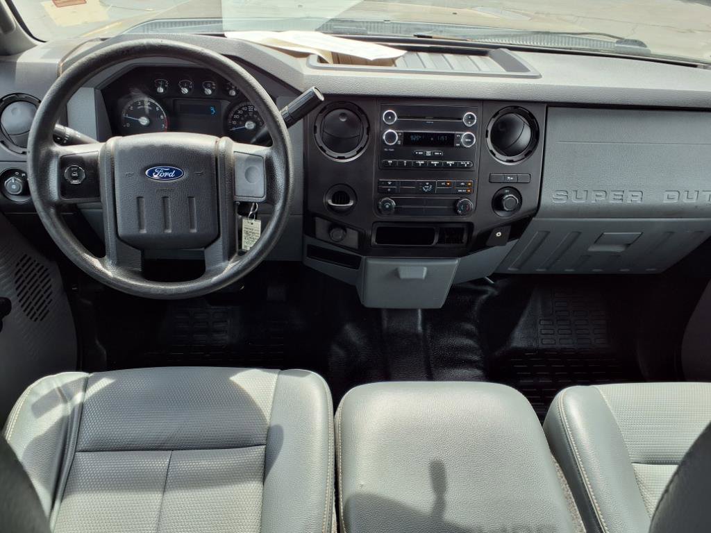 Used 2015 Ford F350 XL image 5