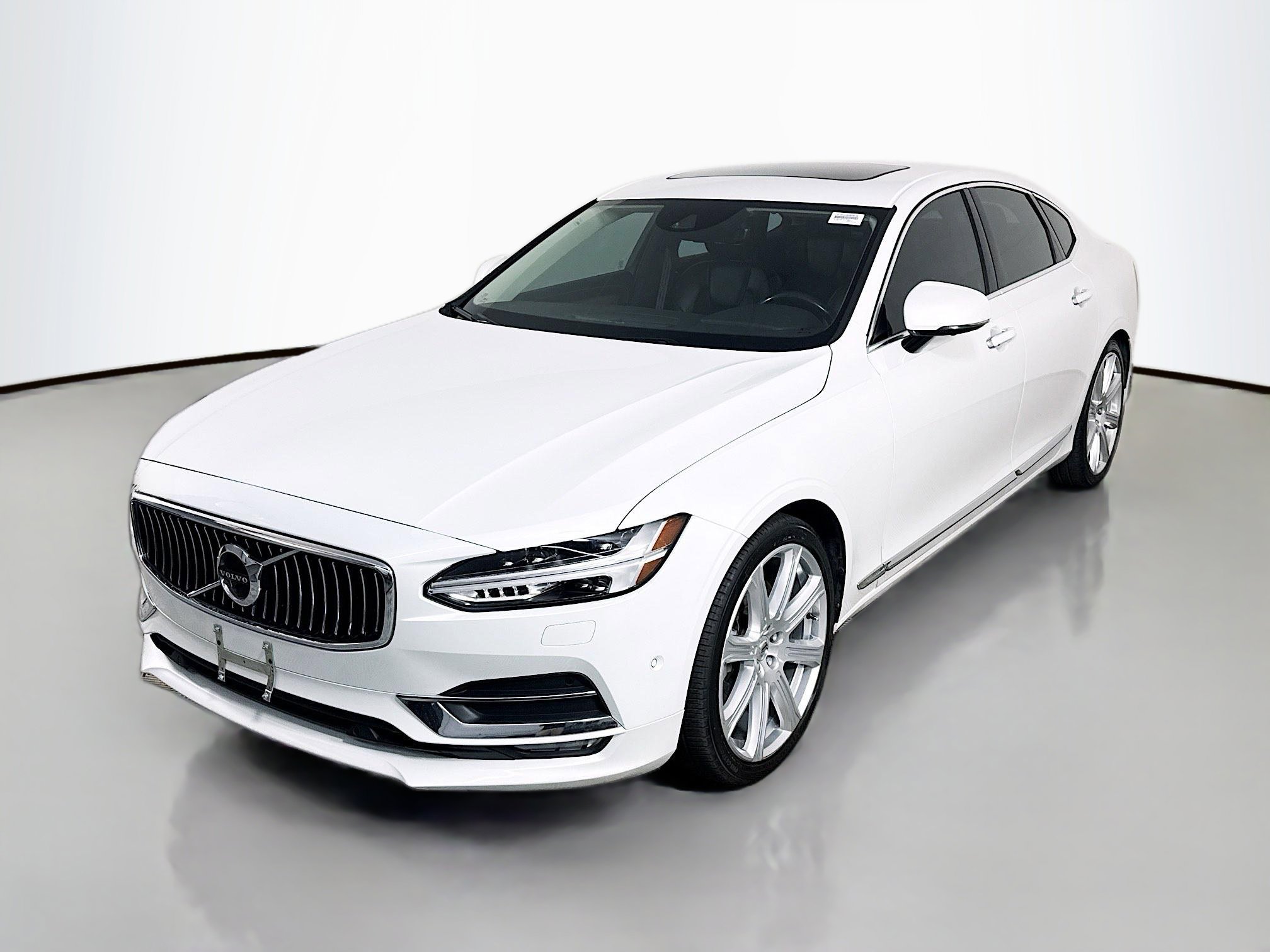 Used 2017 Volvo S90 T6 Inscription w/ Vision Package image 4