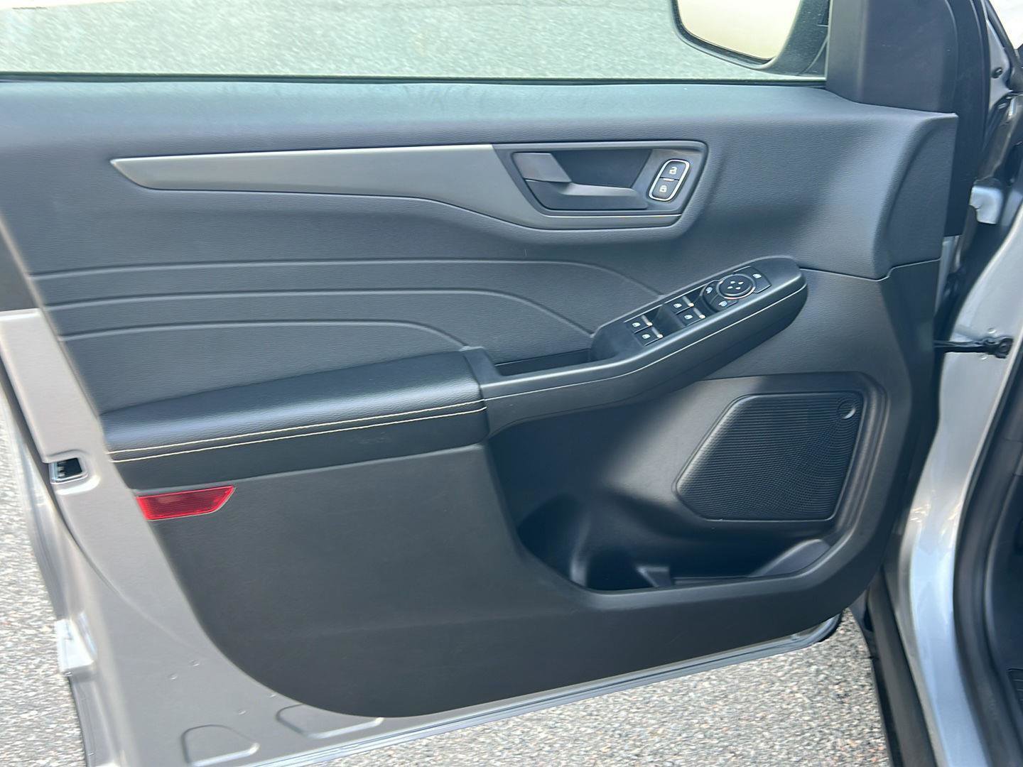 Certified 2024 Ford Escape Active image 16