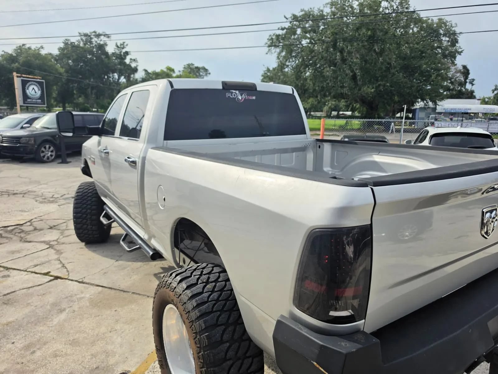 Used 2012 RAM 2500 ST w/ Chrome Appearance Group AWD/4WD image 5