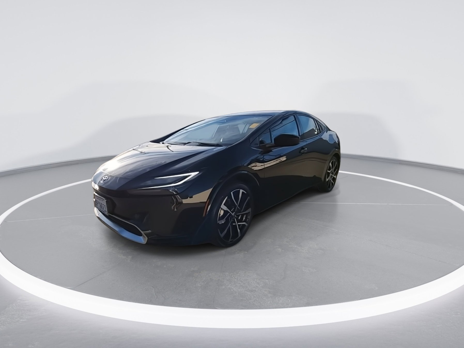 Used 2024 Toyota Prius Prime Premium image 4