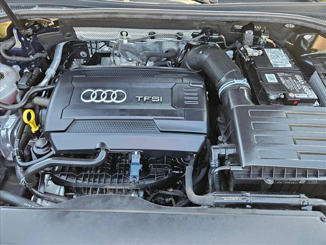Used 2019 Audi Q3 2.0T Premium Plus AWD/4WD image 24