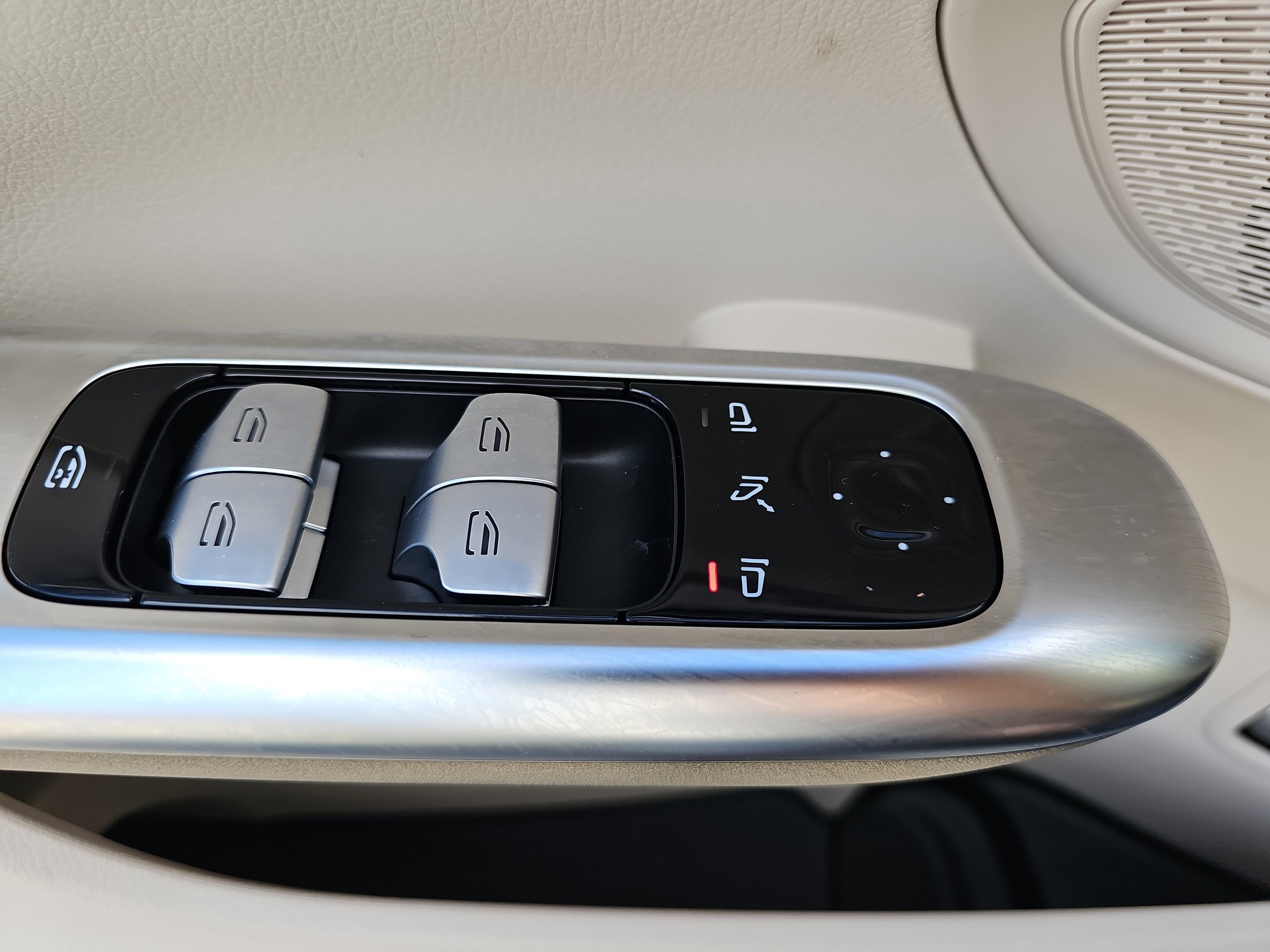 Certified 2022 Mercedes-Benz C 300 Sedan image 31