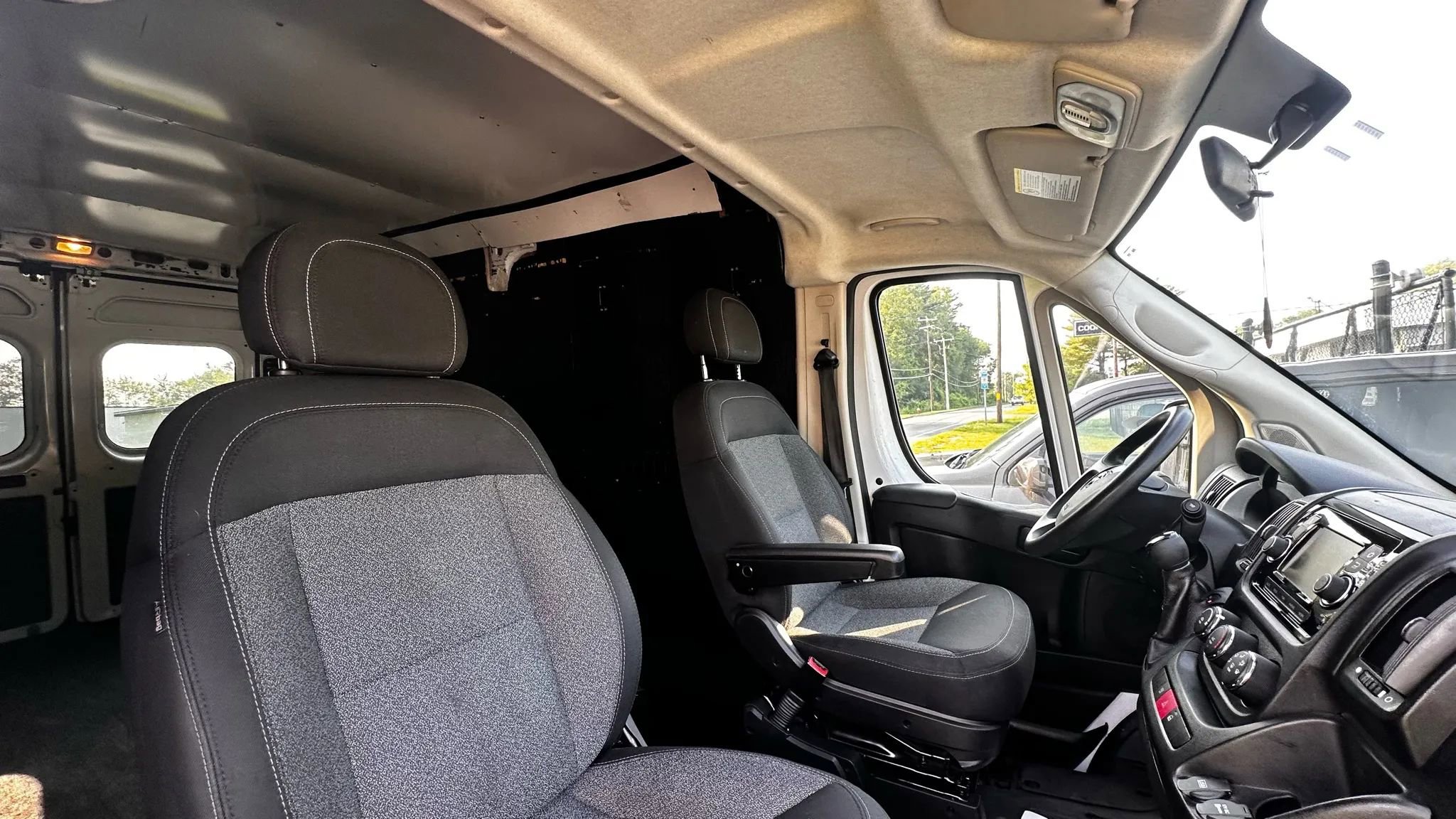 Used 2021 RAM ProMaster 2500 FWD image 32
