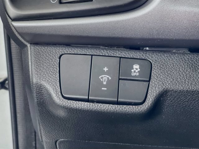 Used 2022 Kia Rio S FWD image 11