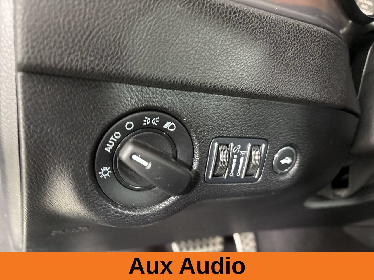 Used 2023 Dodge Charger GT w/ Technology Group AWD/4WD image 9