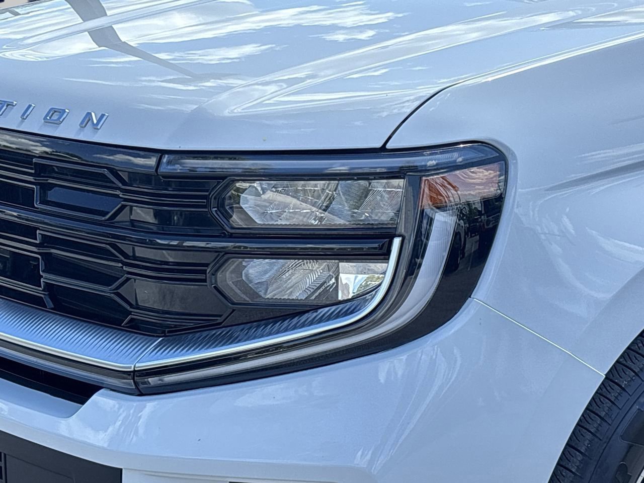 Certified 2025 Ford Expedition Platinum AWD/4WD image 6