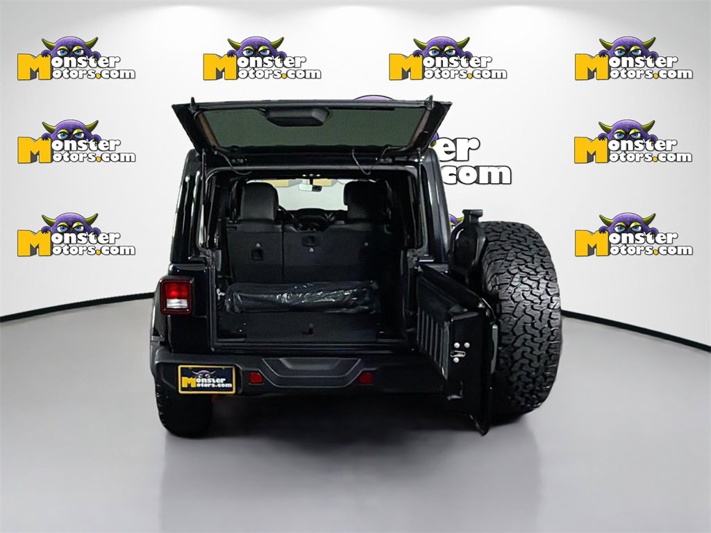 Used 2021 Jeep Wrangler Unlimited Rubicon w/ Uconnect 4C Nav & Sound Group image 26
