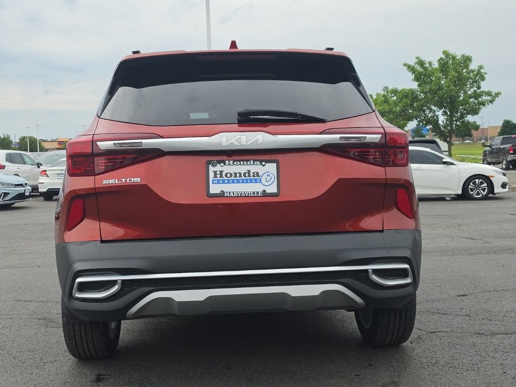 Used 2023 Kia Seltos S w/ Navigation Package FWD image 6